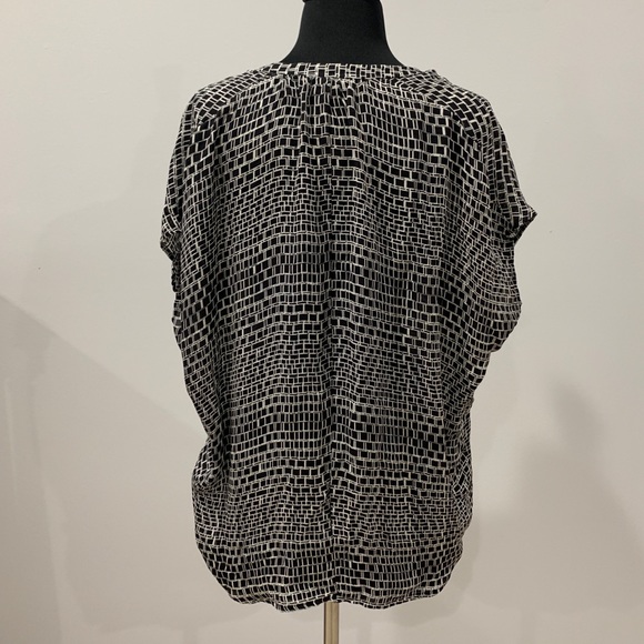 VINCE Silk Georgette Blouse - Picture 3 of 8